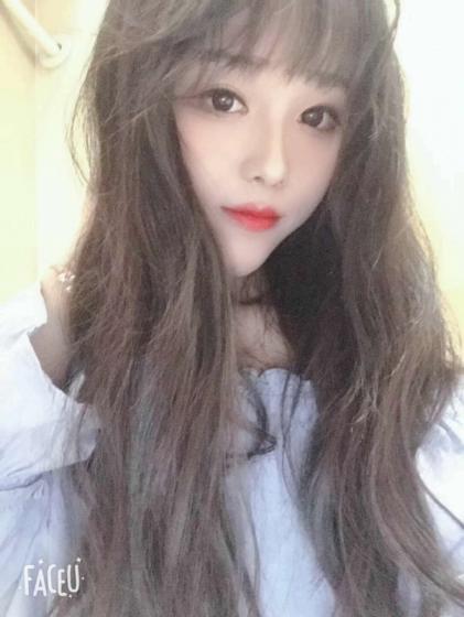 吴江区漂亮妹子 第1张