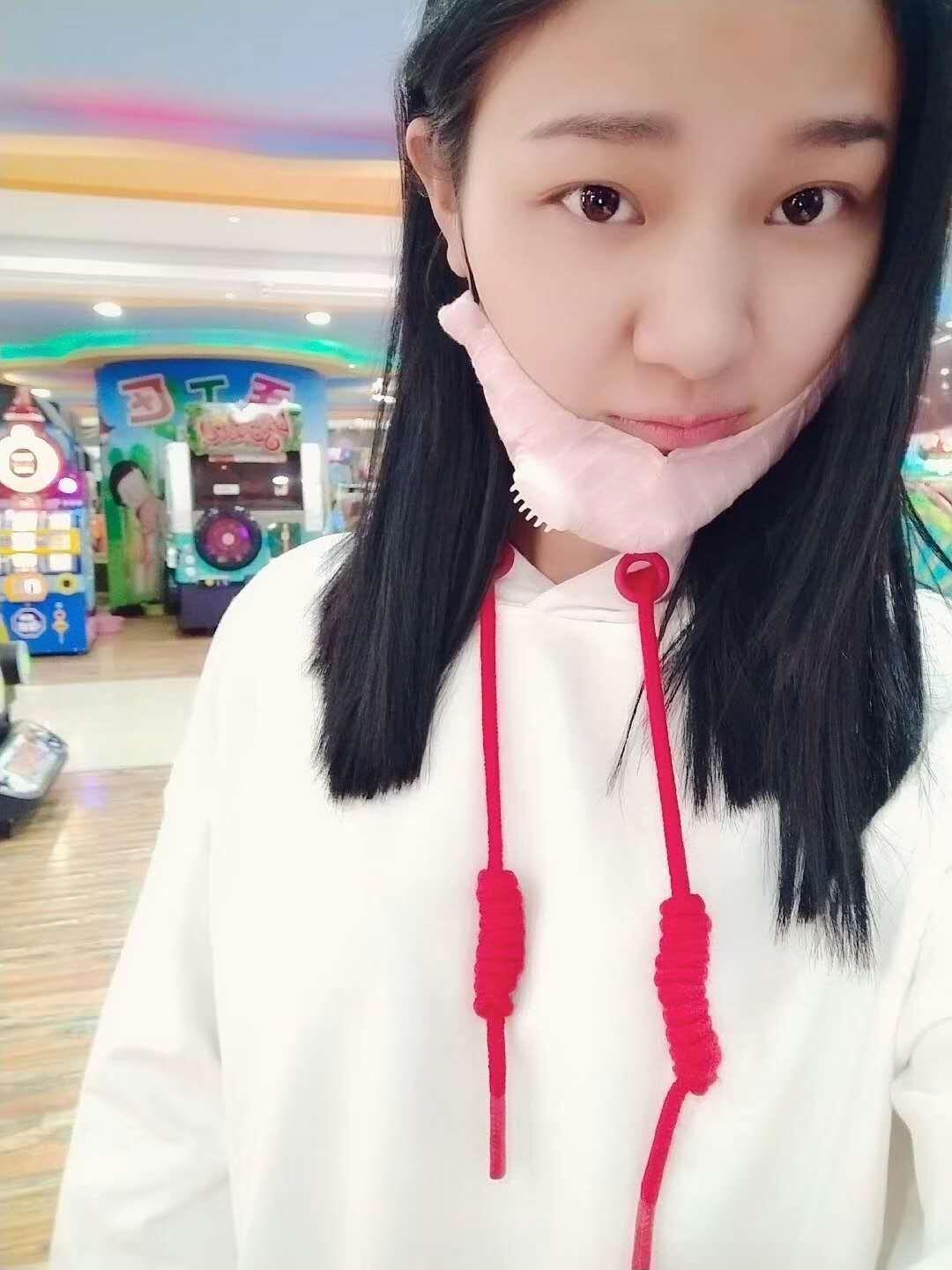 三验性格活泼妹妹芭乐 第1张