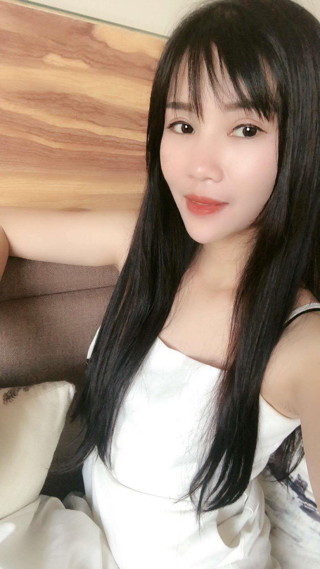 2020年9月19温柔小性感的布吉妙琳,小女人味道 第1张