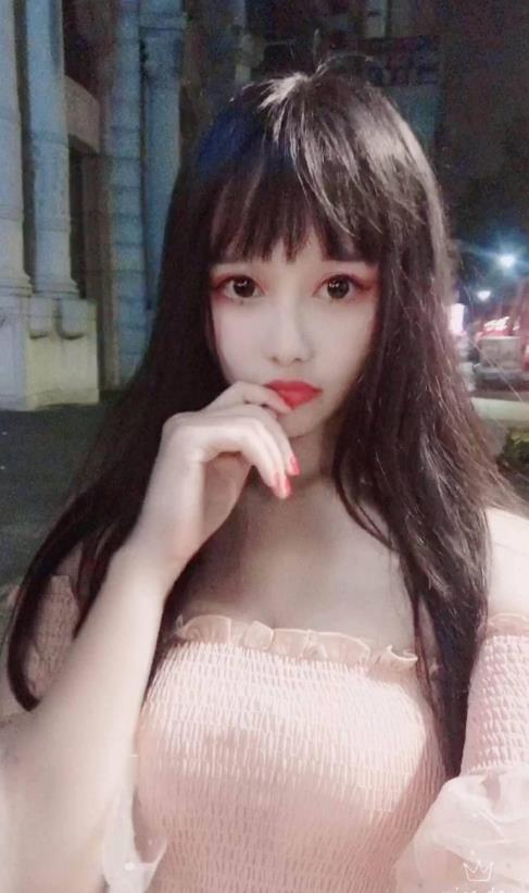2020年10月6温柔小女生小果果(36D) 第1张