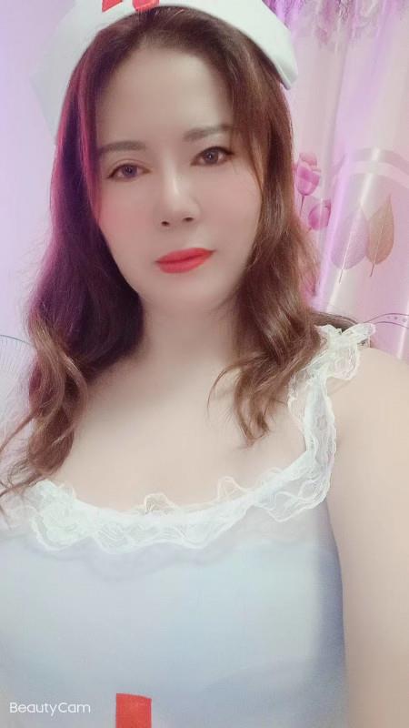 大奶熟女会潮喷服务好 第2张