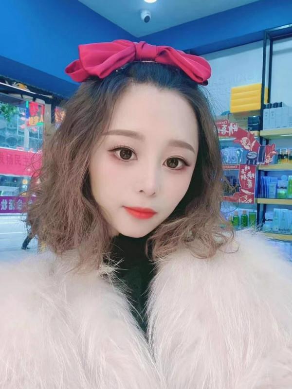 不容错过的肤白貌美少妇 第4张