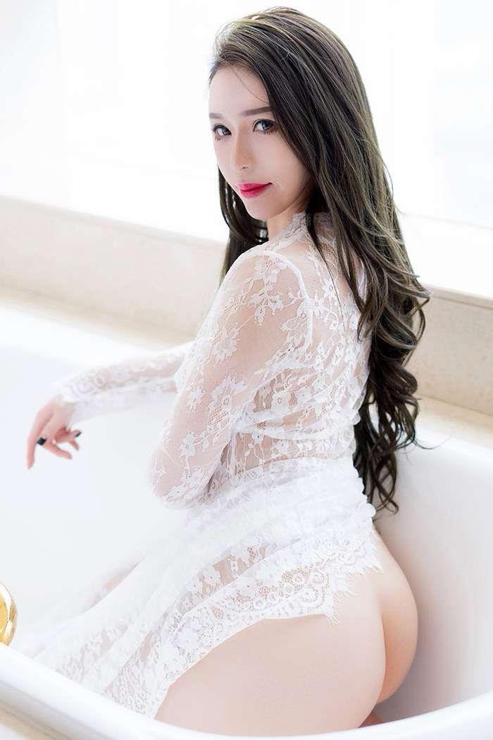 模特美眉 第5张