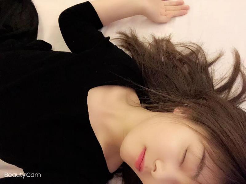 性感翘臀萝莉笑笑 第1张