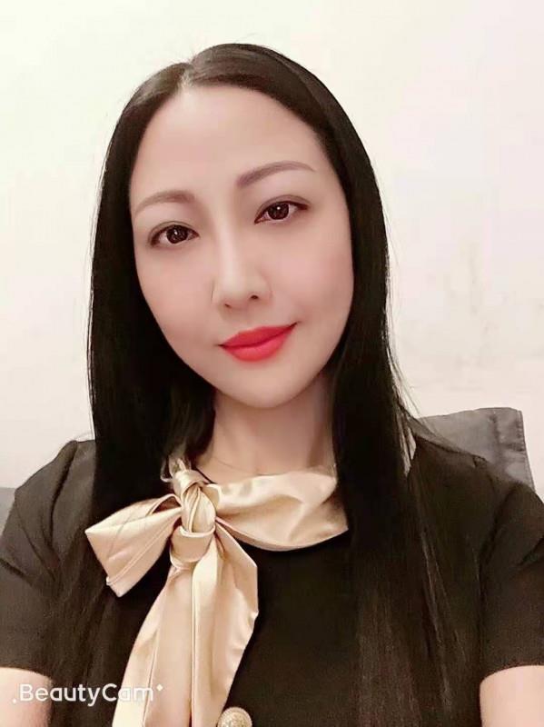 南宁东葛路175公分大长腿 第2张