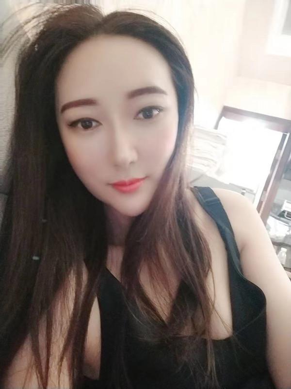 晓晓灵舌公主 第1张
