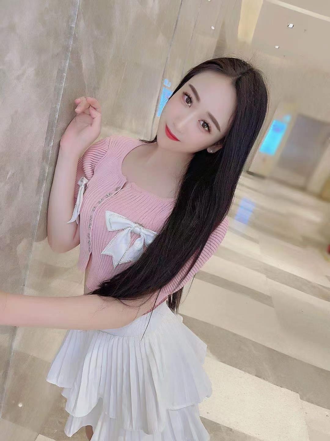 红山潮吹骚妹 第2张