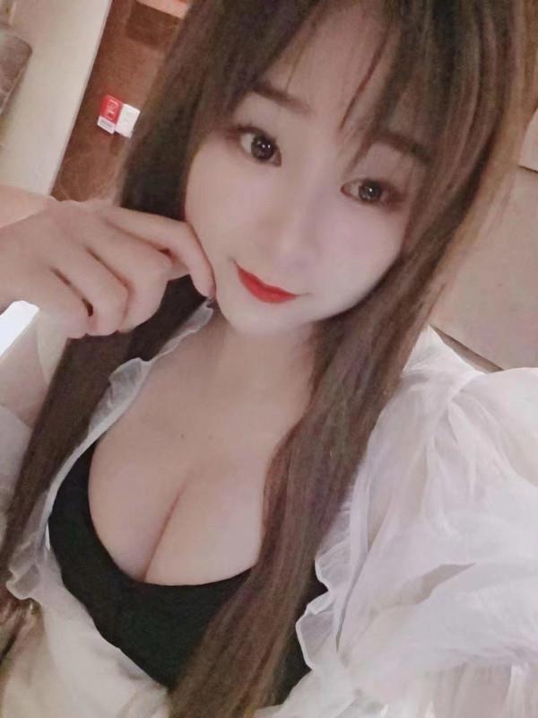 夫子庙附近成都小美女念念 第2张