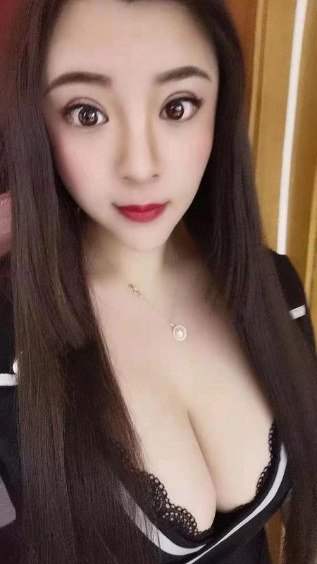 龙岗爱联大奶晴儿 第1张