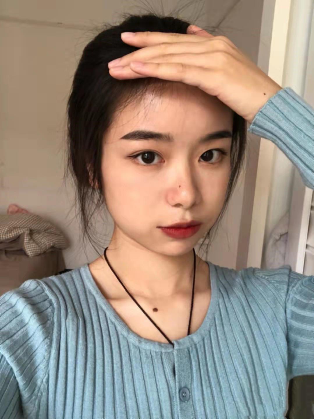 前不久认识的一个年轻妹子 第1张