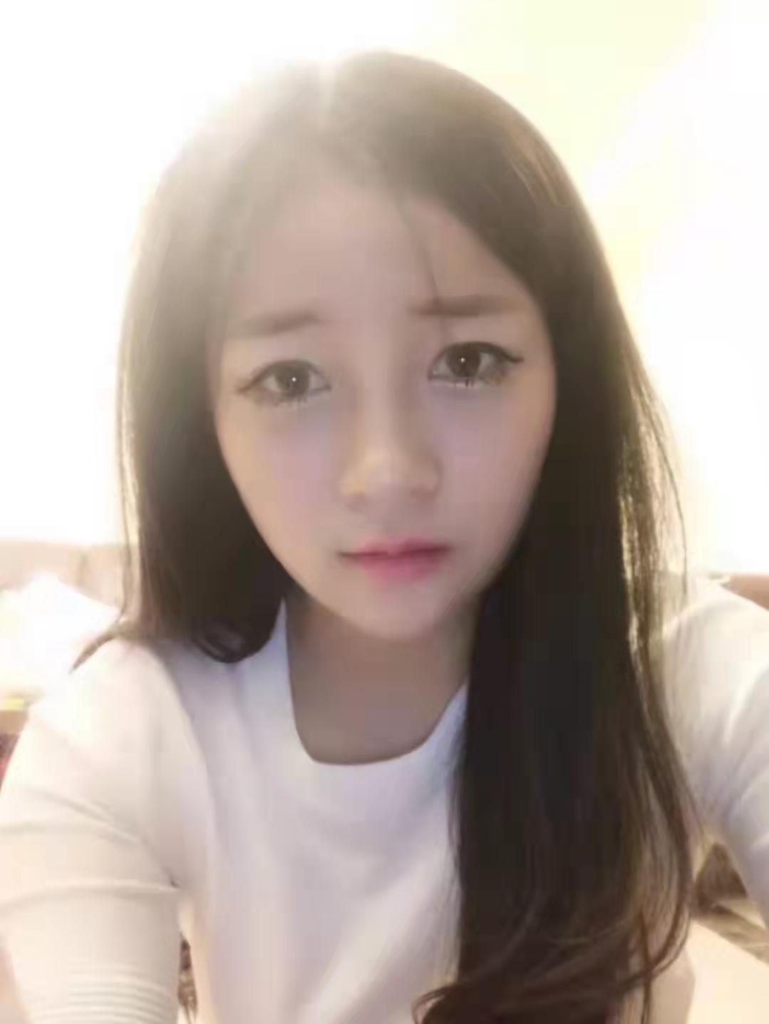 清纯系的小萝莉，可亲可吻 第2张